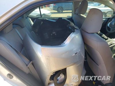 Zdjęcie 10 z 11 samochodu: 2014 TOYOTA COROLLA L VIN:5YFBURHE7EP075759 - miniatura