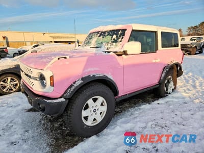 2024 FORD BRONCO BLACK DIAMOND 1FMDE1AH7RLA98870 - główne zdjęcie licytacji z USA - miniatura