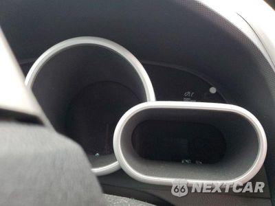 Zdjęcie 9 z 11 samochodu: 2011 TOYOTA COROLLA MATRIX VIN:2T1KU4EE7BC739559 - miniatura