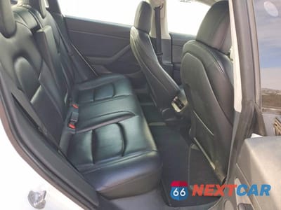 Zdjęcie 10 z 12 samochodu: 2023 TESLA MODEL 3 VIN:5YJ3E1EB0PF388096 - miniatura