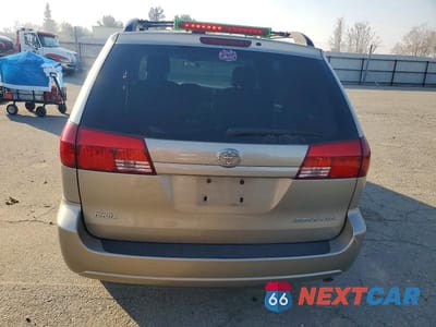 Zdjęcie 6 z 12 samochodu: 2004 TOYOTA SIENNA XLE VIN:5TDZA22C74S213120 - miniatura