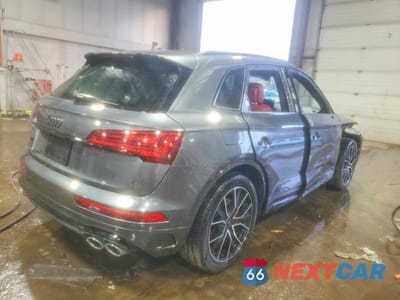 Trzecie zdjęcie samochodu z tyłu: 2023 AUDI SQ5 PREMIUM PLUS VIN:WA1B4AFY0P2161442 - miniatura