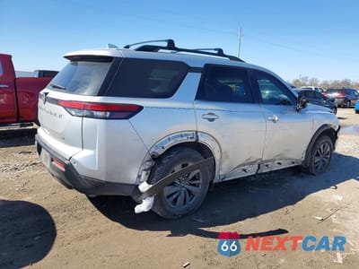 Trzecie zdjęcie samochodu z tyłu: 2024 NISSAN PATHFINDER SV VIN:5N1DR3BB0RC273924 - miniatura