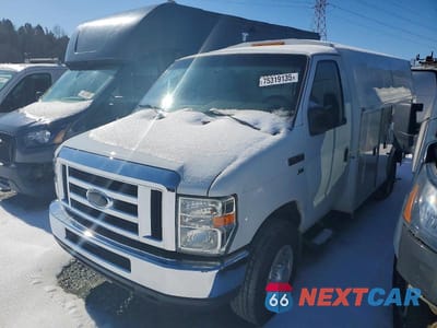 2015 FORD E-350 SD UTILITY * R & D * PRI FLEET * 1FDWE3FL0FDA12581 - główne zdjęcie licytacji z USA - miniatura
