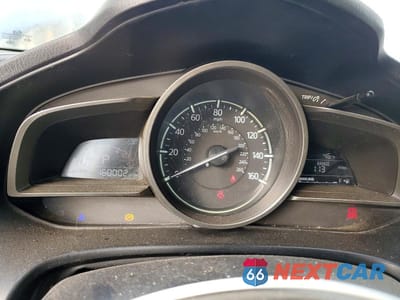Zdjęcie 9 z 12 samochodu: 2018 MAZDA 3 SPORT VIN:3MZBN1U79JM159831 - miniatura