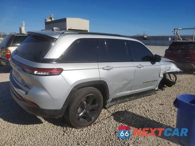 Trzecie zdjęcie samochodu z tyłu: 2024 JEEP GRAND CHEROKEE LIMITED VIN:1C4RJHBG9RC159835 - miniatura