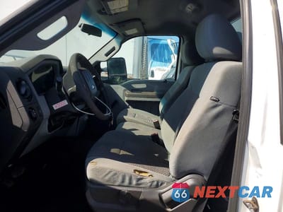 Zdjęcie 7 z 12 samochodu: 2016 FORD F250 VIN:1FTBF2A66GEB53002 - miniatura