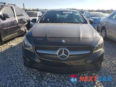 Piąte zdjęcie samochodu w środku: 2015 MERCEDES-BENZ CLA 250 VIN:WDDSJ4EBXFN169094 - miniatura