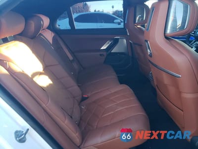Zdjęcie 10 z 14 samochodu: 2024 BMW I7 EDRIVE50 VIN:WBY43EJ0XRCR34343 - miniatura