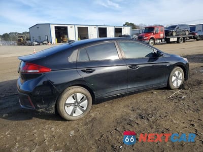 Trzecie zdjęcie samochodu z tyłu: 2018 HYUNDAI IONIQ BLUE VIN:KMHC65LC1JU102816 - miniatura
