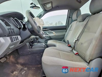 Zdjęcie 7 z 11 samochodu: 2014 TOYOTA TACOMA VIN:5TFNX4CN9EX038941 - miniatura