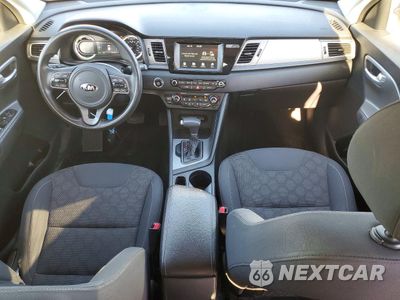 Zdjęcie 8 z 14 samochodu: 2018 KIA NIRO FE VIN:KNDCB3LC6J5211089 - miniatura