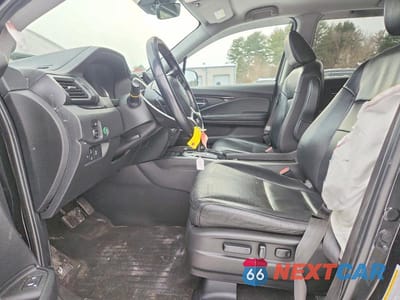 Zdjęcie 7 z 12 samochodu: 2019 HONDA PILOT TOURING VIN:5FNYF6H6XKB034285 - miniatura