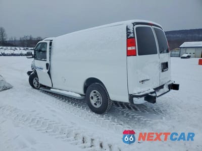 Drugie zdjęcie samochodu z przodu: 2022 CHEVROLET EXPRESS 2500 UTILITY / SERVICE VAN VIN:1GCWGAFP3N1224171 - miniatura
