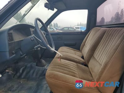Zdjęcie 7 z 13 samochodu: 1991 TOYOTA PICKUP 1/2 TON SHORT WHEELBASE VIN:JT4RN81A2M5128456 - miniatura