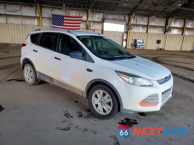 Czwarte zdjęcie samochodu z boku: 2013 FORD ESCAPE S VIN:1FMCU0F71DUB56693 - miniatura