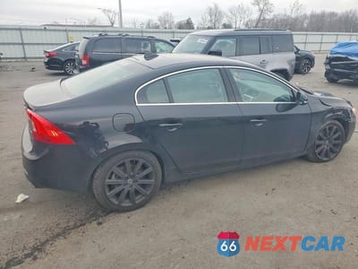 Trzecie zdjęcie samochodu z tyłu: 2018 VOLVO S60 INSCRIPTION VIN:LYV402TK2JB156586 - miniatura