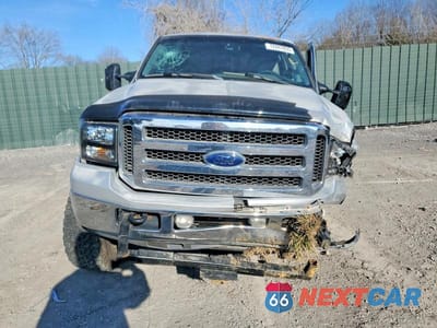 Piąte zdjęcie samochodu w środku: 2005 FORD F250 SUPER DUTY VIN:1FTSW21PX5EC40469 - miniatura