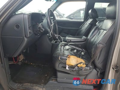 Zdjęcie 7 z 12 samochodu: 1999 GMC NEW SIERRA C1500 VIN:1GTEC19T7XZ537275 - miniatura