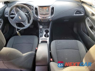 Zdjęcie 8 z 11 samochodu: 2017 CHEVROLET CRUZE LT VIN:1G1BE5SM3H7116795 - miniatura