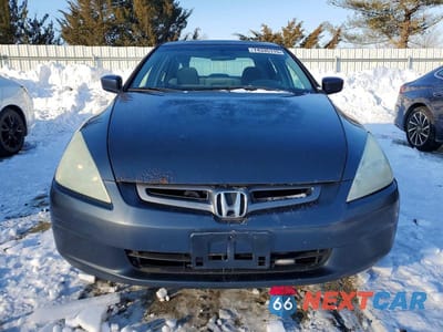 Piąte zdjęcie samochodu w środku: 2004 HONDA ACCORD LX VIN:1HGCM56364A128017 - miniatura