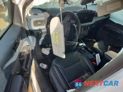 Zdjęcie 8 z 12 samochodu: 2025 FORD MAVERICK LARIAT VIN:3FTTW8SA2SRA20382 - miniatura