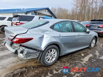 Trzecie zdjęcie samochodu z tyłu: 2025 TOYOTA CAMRY XSE VIN:4T1DAACK3SU173861 - miniatura