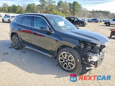 Czwarte zdjęcie samochodu z boku: 2025 BMW X1 XDRIVE28I VIN:WBX73EF09S5151664 - miniatura