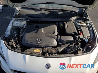 Zdjęcie 11 z 12 samochodu: 2018 MERCEDES-BENZ CLA 250 VIN:WDDSJ4EB9JN533210 - miniatura