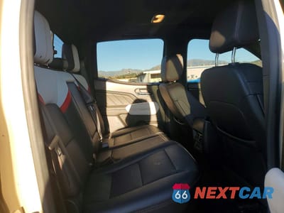 Zdjęcie 10 z 12 samochodu: 2023 GMC CANYON AT4X VIN:1GTP6EEK7P1232491 - miniatura