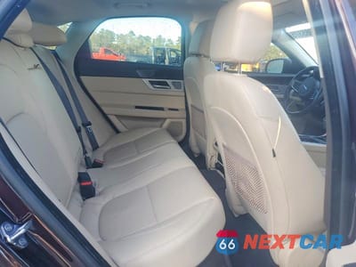 Zdjęcie 10 z 11 samochodu: 2018 JAGUAR XF PRESTIGE VIN:SAJBE4FX8JCY68660 - miniatura