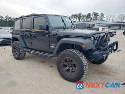 Czwarte zdjęcie samochodu z boku: 2013 JEEP WRANGLER UNLIMITED SPORT VIN:1C4BJWDGXDL590602 - miniatura