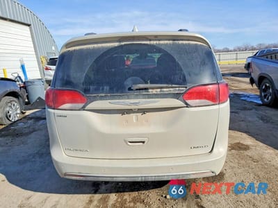 Zdjęcie 6 z 12 samochodu: 2019 CHRYSLER PACIFICA LIMITED VIN:2C4RC1GG5KR588154 - miniatura