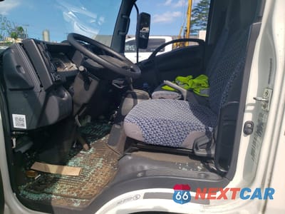 Zdjęcie 7 z 13 samochodu: 2024 ISUZU NPR HD BOX TRUCK VIN:JALC4W16XR7017639 - miniatura