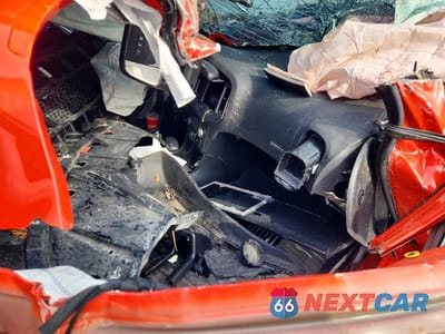 Zdjęcie 8 z 11 samochodu: 2023 DODGE CHARGER GT VIN:2C3CDXMG2PH548612 - miniatura