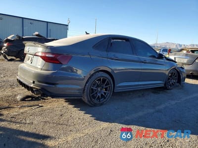 Trzecie zdjęcie samochodu z tyłu: 2021 VOLKSWAGEN JETTA GLI VIN:3VW6T7BU9MM005367 - miniatura