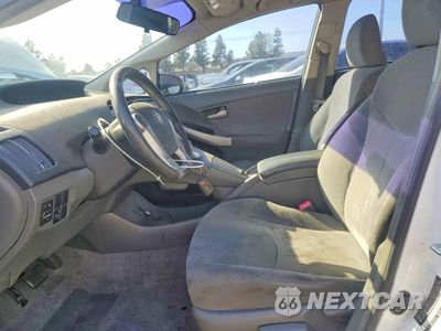 Zdjęcie 7 z 12 samochodu: 2010 TOYOTA PRIUS III VIN:JTDKN3DU2A0010295 - miniatura