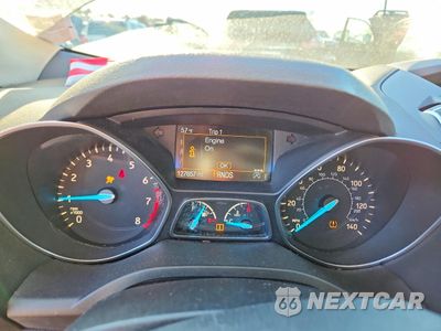 Zdjęcie 9 z 13 samochodu: 2017 FORD ESCAPE SE VIN:1FMCU9GD5HUA84461 - miniatura