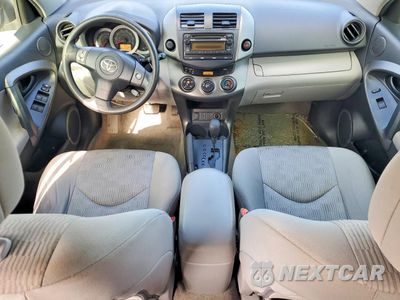 Zdjęcie 8 z 14 samochodu: 2012 TOYOTA RAV4 VIN:2T3ZF4DV5CW156585 - miniatura