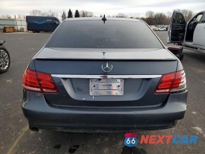 Zdjęcie 6 z 12 samochodu: 2014 MERCEDES-BENZ E 350 VIN:WDDHF5KB6EA892002 - miniatura