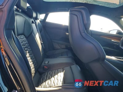 Zdjęcie 10 z 12 samochodu: 2024 AUDI E-TRON GT PRESTIGE VIN:WAUDJBFW5R7000230 - miniatura