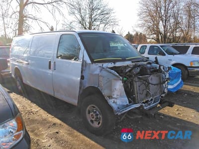 Czwarte zdjęcie samochodu z boku: 2022 GMC SAVANA G2500 DELIVERY VAN VIN:1GTW7BF74N1178100 - miniatura