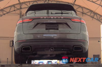 Zdjęcie 12 z 14 samochodu: 2021 PORSCHE CAYENNE VIN:WP1AA2AY5MDA09615 - miniatura