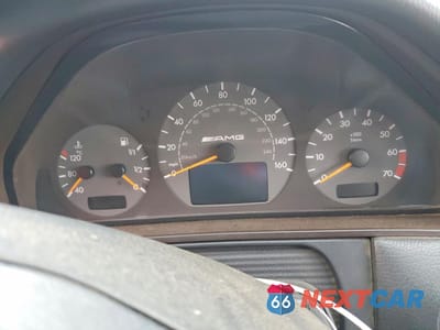 Zdjęcie 9 z 12 samochodu: 2001 MERCEDES-BENZ E 55 AMG VIN:WDBJF74J01B226140 - miniatura