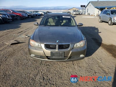 Piąte zdjęcie samochodu w środku: 2006 BMW 325 XI VIN:WBAVD13516KV06146 - miniatura