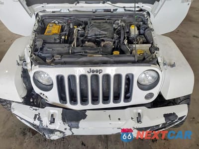 Zdjęcie 12 z 12 samochodu: 2015 JEEP WRANGLER UNLIMITED SAHARA VIN:1C4BJWEG1FL643527 - miniatura