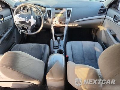 Zdjęcie 8 z 12 samochodu: 2009 HYUNDAI SONATA VIN:5NPET46C49H409818 - miniatura