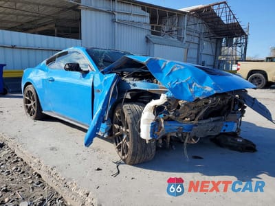 Czwarte zdjęcie samochodu z boku: 2024 FORD MUSTANG GT VIN:1FA6P8CF6R5408593 - miniatura