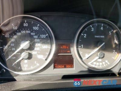 Zdjęcie 9 z 11 samochodu: 2011 BMW 328 XI VIN:WBAPK7C51BF195886 - miniatura