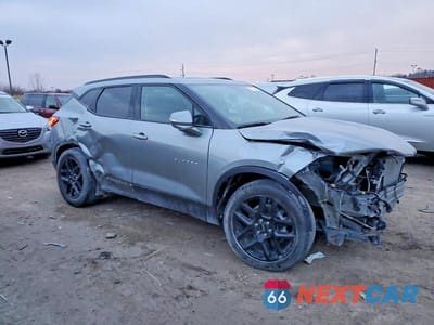 Czwarte zdjęcie samochodu z boku: 2023 CHEVROLET BLAZER 3LT VIN:3GNKBJRS8PS204164 - miniatura